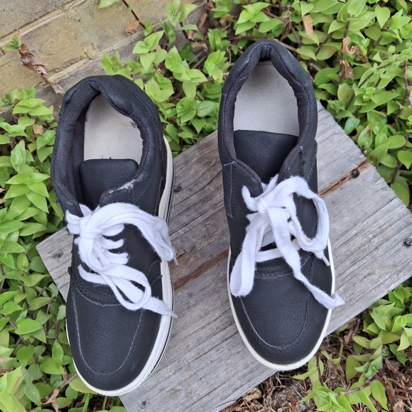 Platform Sneakers Black White Lace-up Women Size 7 - 7.5 - Picture 12 of 16